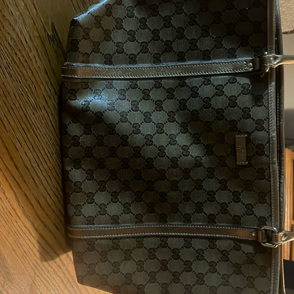Gucci gold shoulder bag